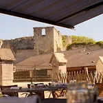 Logis Bellevue Restaurant La Pomme D'or Coucy-le-Chateau-Auffrique