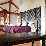 Logis Bellevue Restaurant La Pomme D'or Coucy-le-Chateau-Auffrique