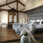 Logis Bellevue Restaurant La Pomme D'or Coucy-le-Chateau-Auffrique