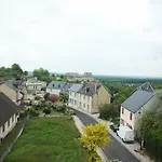 Logis Bellevue Restaurant La Pomme D'or Hotel Coucy-le-Chateau-Auffrique