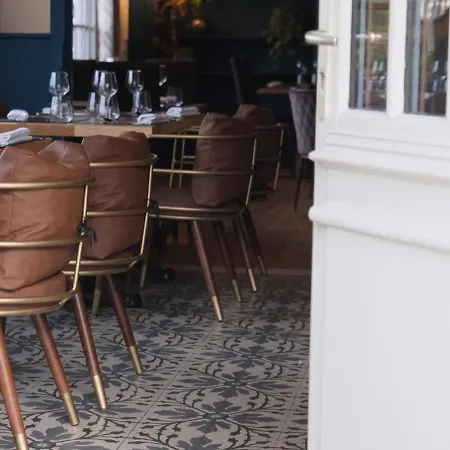Logis Bellevue Restaurant La Pomme D'or 3*