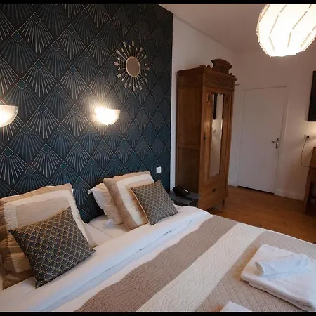 Logis Bellevue Restaurant La Pomme D'or Hotel Coucy-le-Château-Auffrique