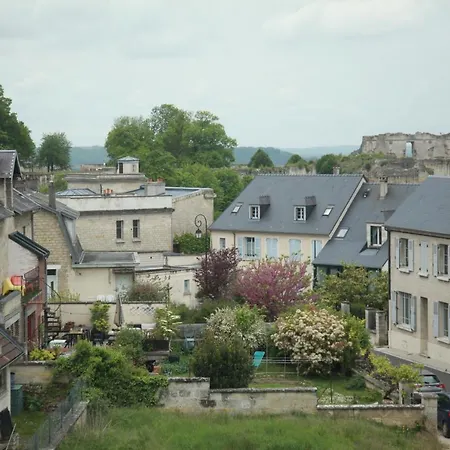 Logis Bellevue Restaurant La Pomme D'or 호텔