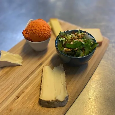 Logis Bellevue Restaurant La Pomme D'or Hotel Coucy-le-Château-Auffrique