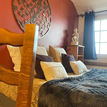 Logis Bellevue Restaurant La Pomme D'or Hotel Coucy-le-Château-Auffrique