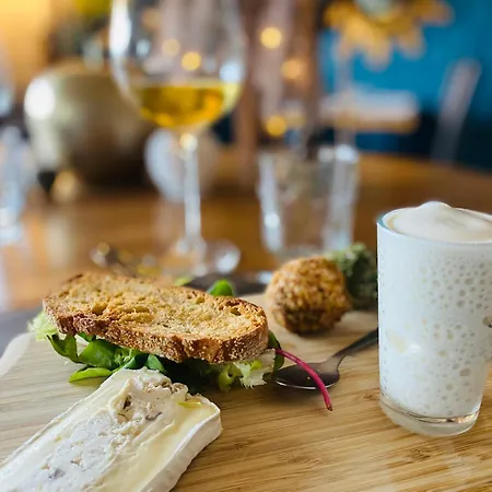 Logis Bellevue Restaurant La Pomme D'or 3* Coucy-le-Chateau-Auffrique