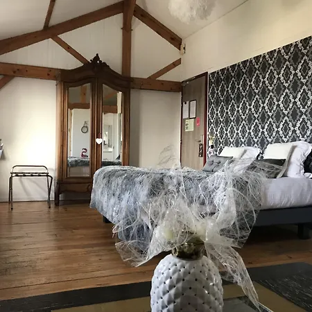 Logis Bellevue Restaurant La Pomme D'or Coucy-le-Chateau-Auffrique
