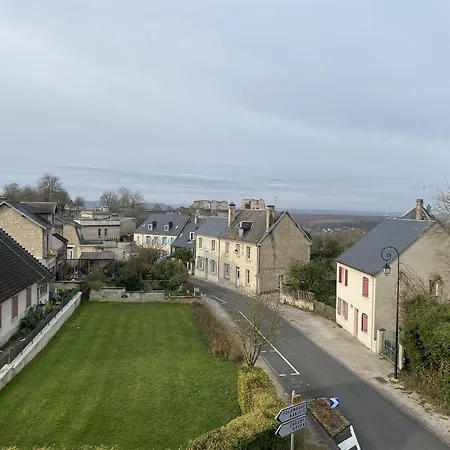 호텔 Logis Bellevue Restaurant La Pomme D'or Coucy-le-Château-Auffrique
