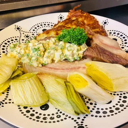 Logis Bellevue Restaurant La Pomme D'or Coucy-le-Château-Auffrique