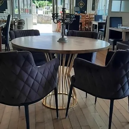 호텔 Logis Bellevue Restaurant La Pomme D'or Coucy-le-Château-Auffrique