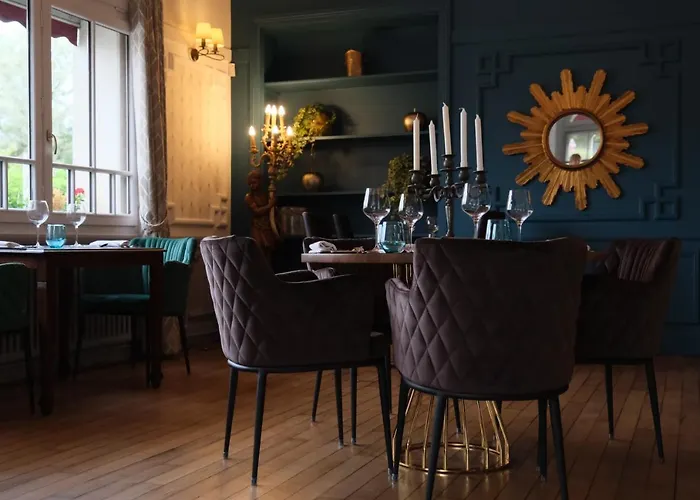 Logis Bellevue Restaurant La Pomme D'or 3*