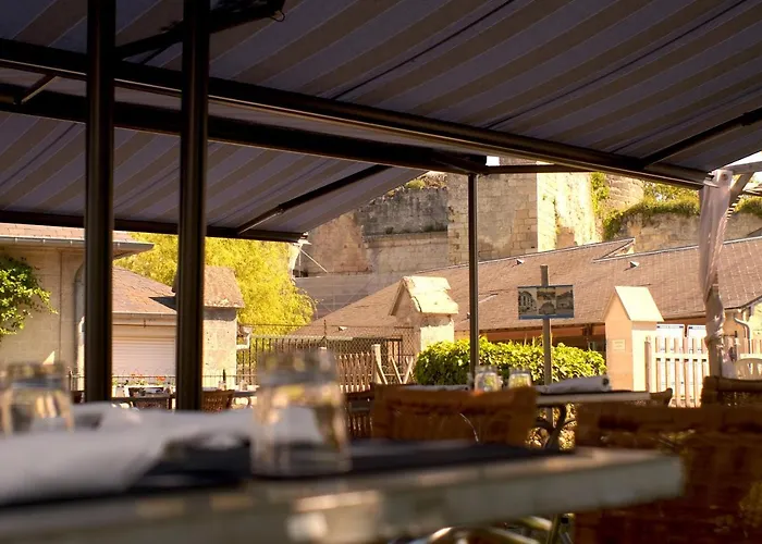 Hotel Logis Bellevue Restaurant La Pomme D'or 3*