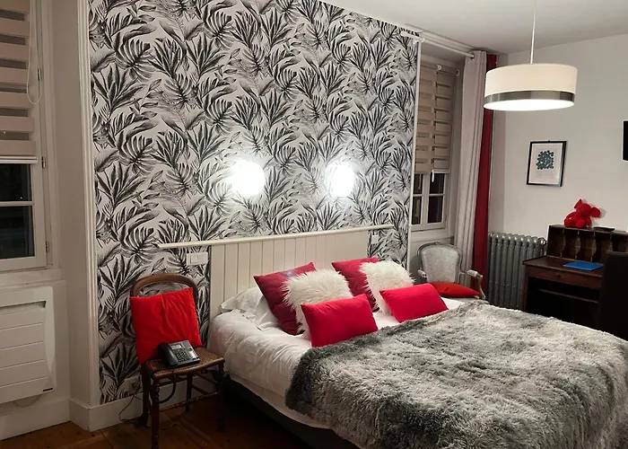 Logis Bellevue Restaurant La Pomme D'or 3* Coucy-le-Chateau-Auffrique