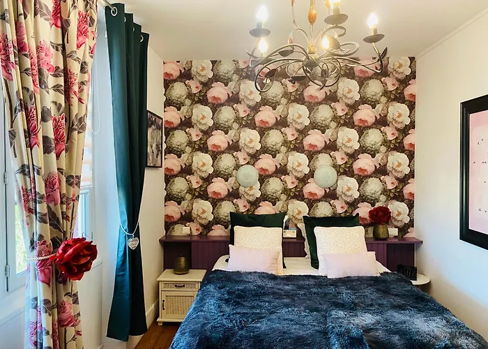 Hotel Logis Bellevue Restaurant La Pomme D'or