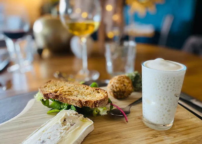 Logis Bellevue Restaurant La Pomme D'or 3* Coucy-le-Chateau-Auffrique